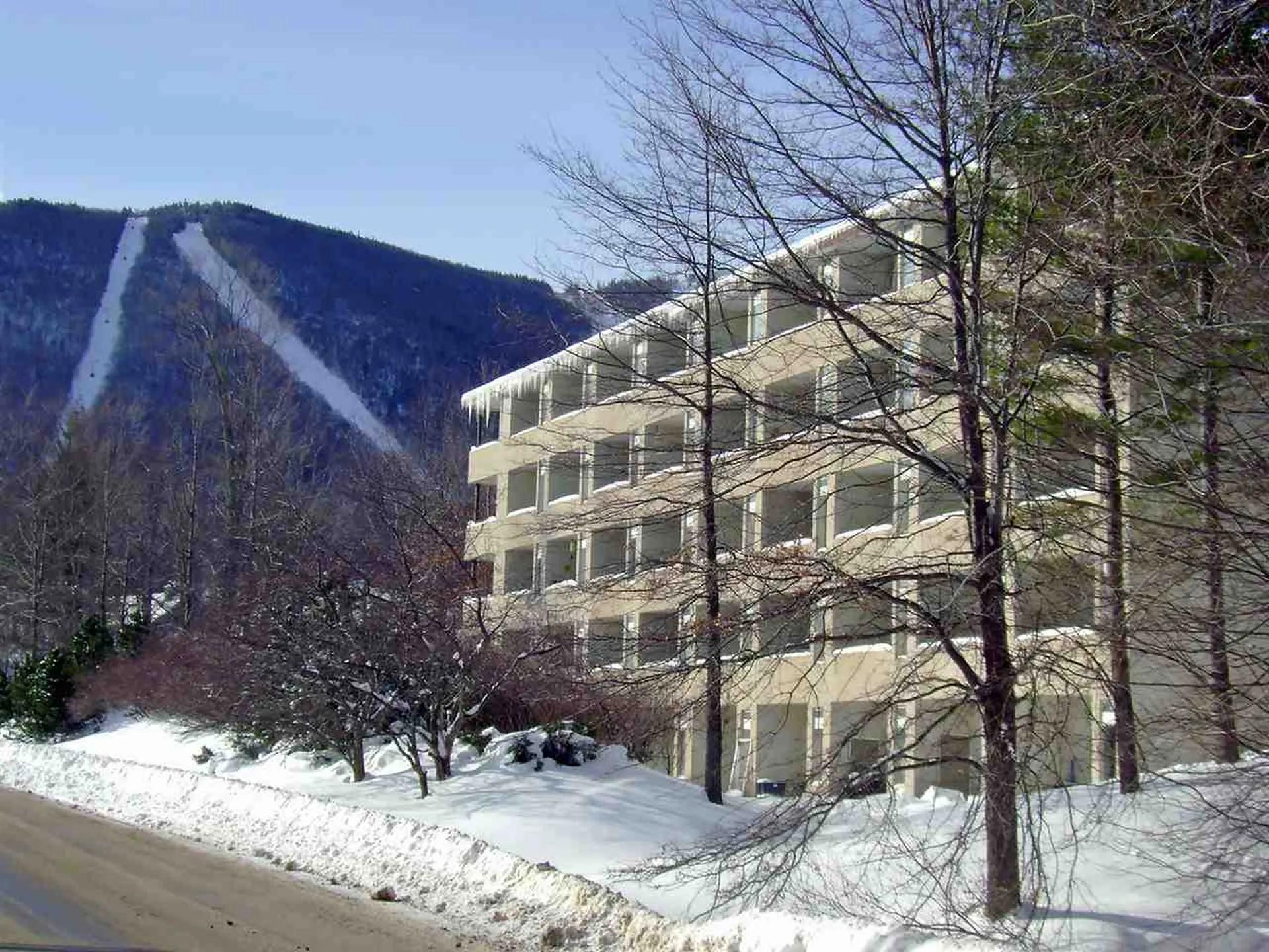 501 Village Gate Drive Warren VT 05674