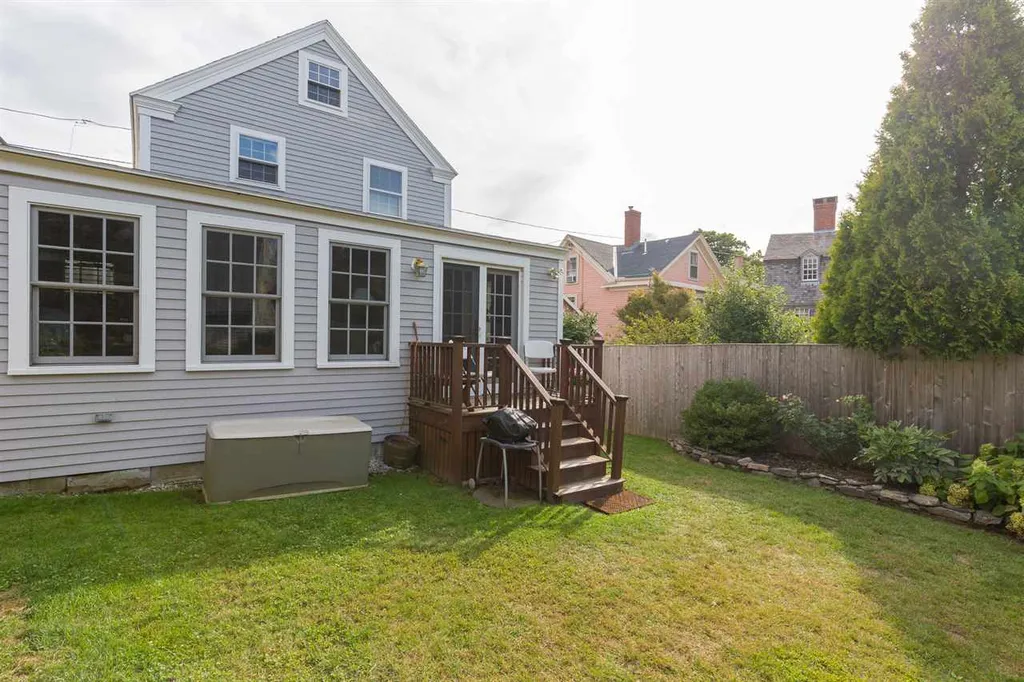 67 Gates Street Portsmouth NH 03801