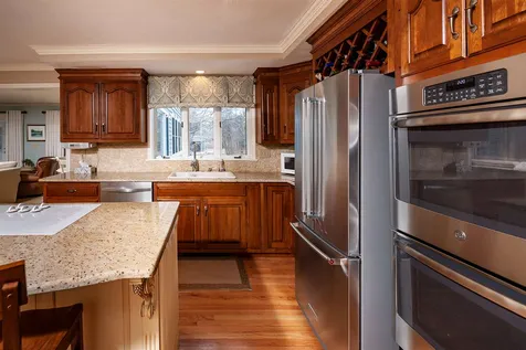 12 Dover Bluff Avenue York ME 03909