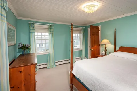 12 Dover Bluff Avenue York ME 03909