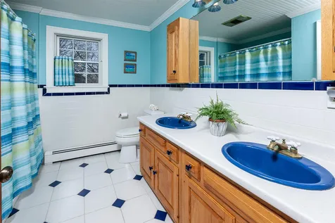12 Dover Bluff Avenue York ME 03909