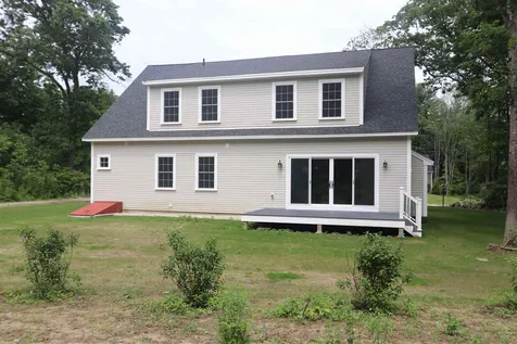 3 Heath Drive Newfields NH 03856