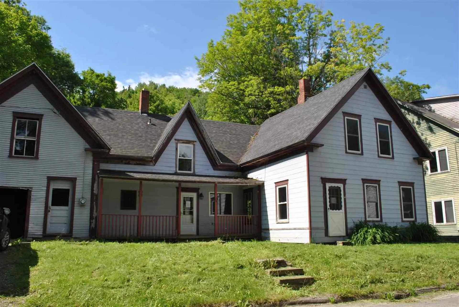 28 Spring Street Colebrook NH 03576