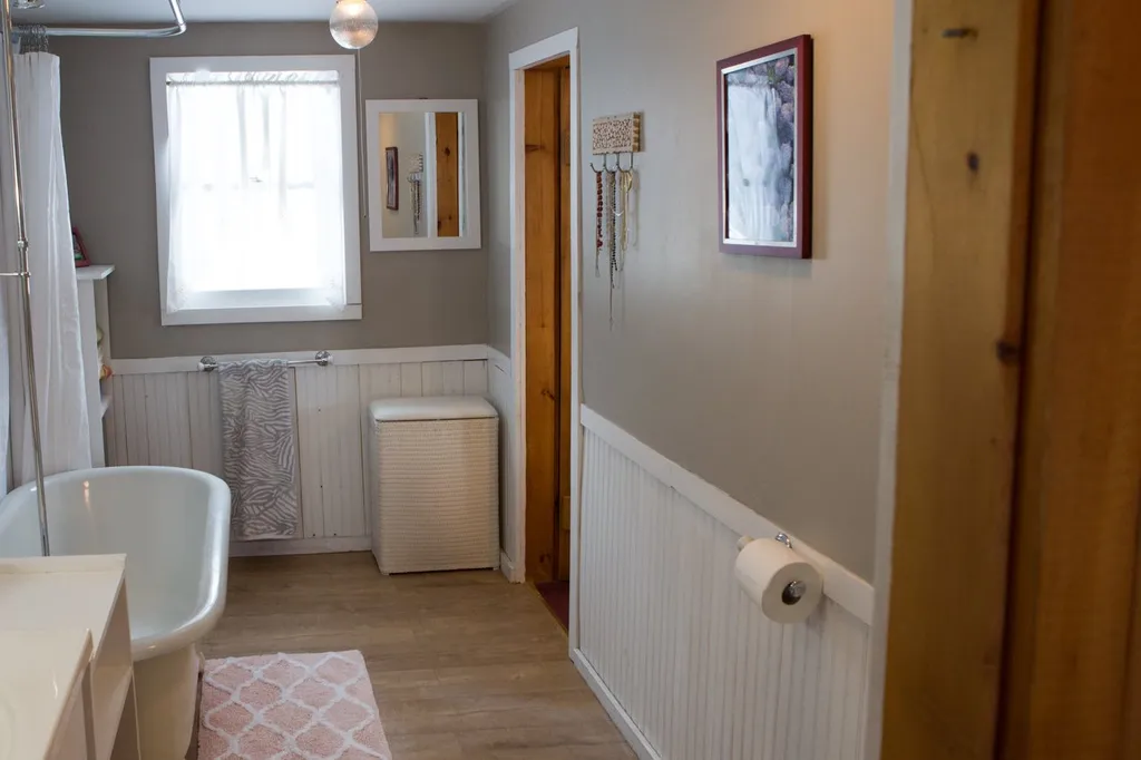 574 West Street Cornwall VT 05753