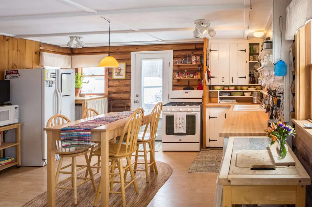 574 West Street Cornwall VT 05753