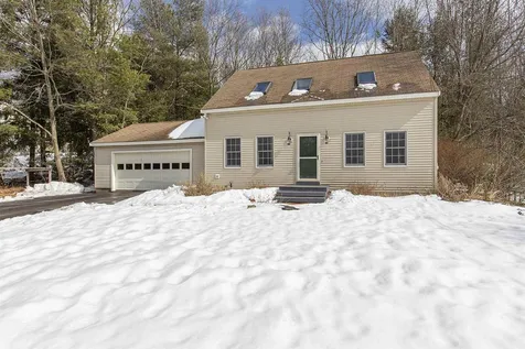 23 Bennett Way Newmarket NH 03857