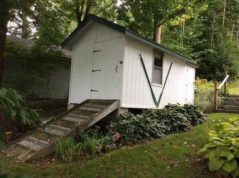 82 Browns Beach Road Bristol NH 03222