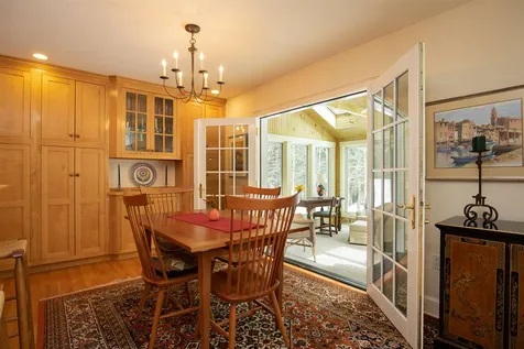 60 Amesbury Road Kensington NH 03833