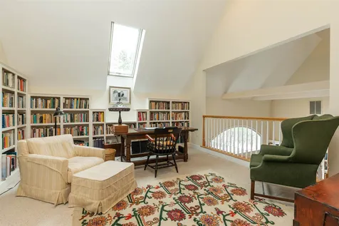 60 Amesbury Road Kensington NH 03833