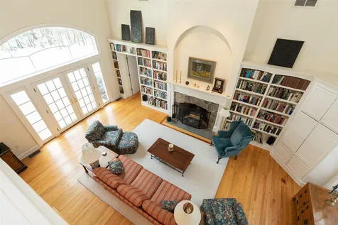60 Amesbury Road Kensington NH 03833