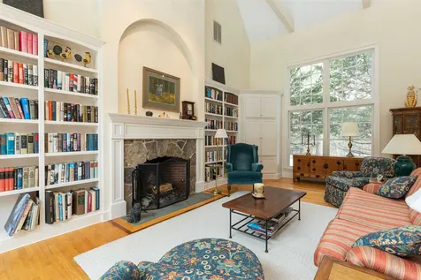 60 Amesbury Road Kensington NH 03833