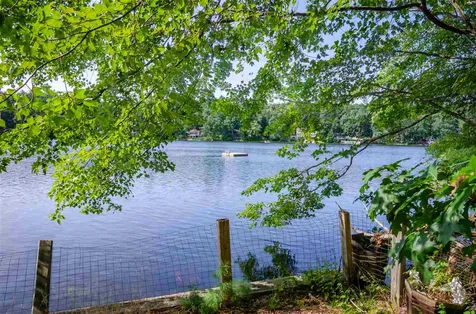 17 Abbott Road Windham NH 03087
