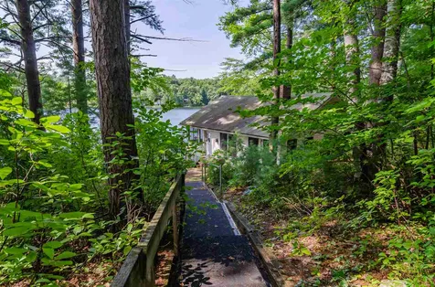 17 Abbott Road Windham NH 03087