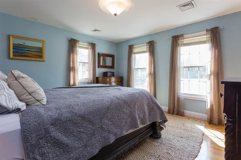 5 Sabra Circle Derry NH 03038