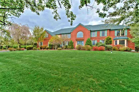 38 Hawthorne Road Windham NH 03087-1565