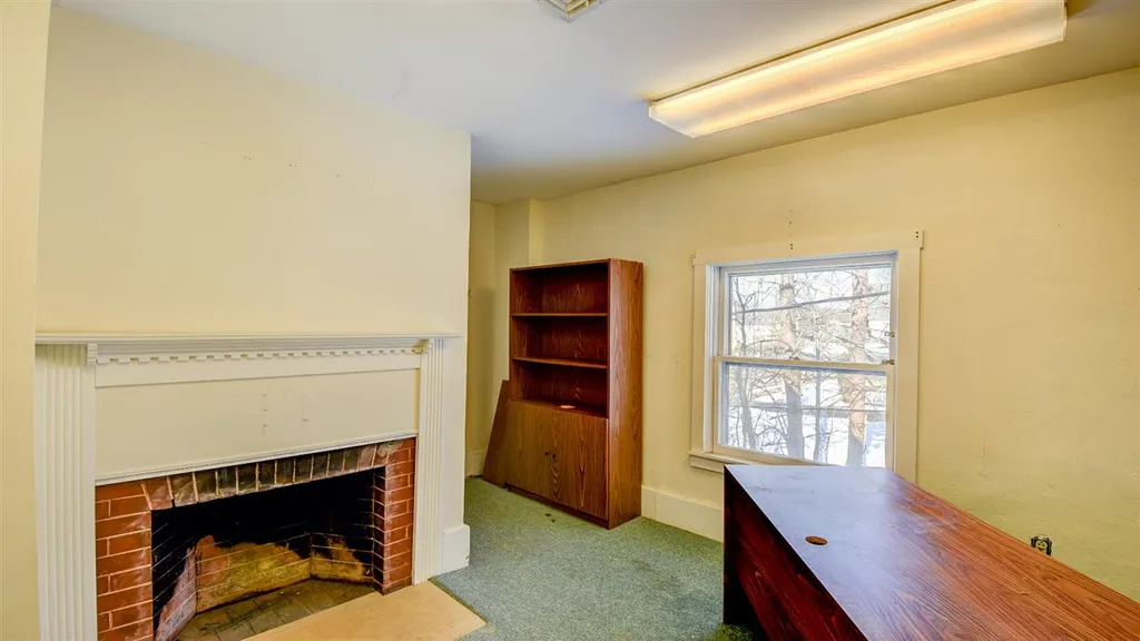771 N Main Street Laconia NH 03246