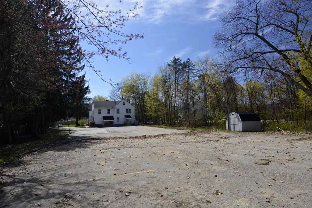 771 N Main Street Laconia NH 03246