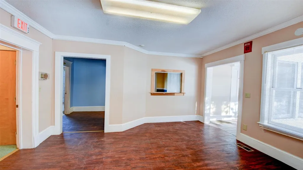 771 N Main Street Laconia NH 03246