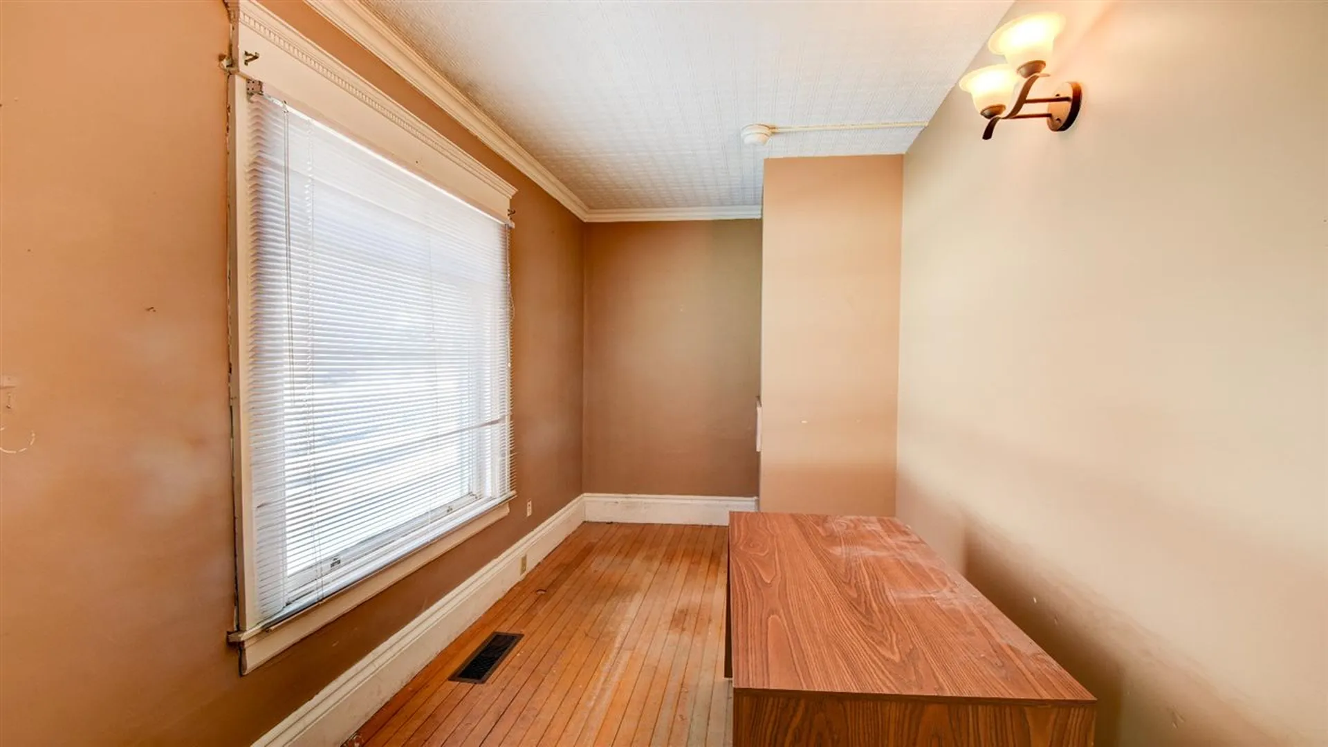 771 N Main Street Laconia NH 03246