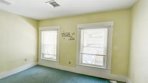 771 N Main Street Laconia NH 03246