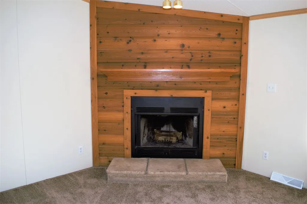 148 Riverside Avenue Lunenburg VT 05906