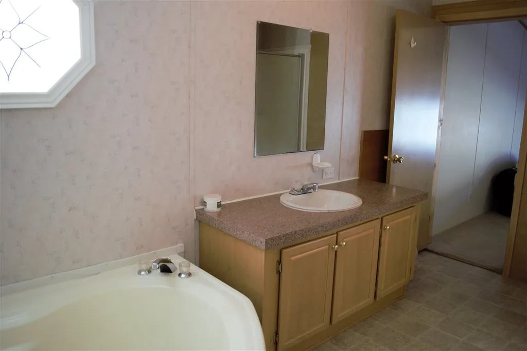 148 Riverside Avenue Lunenburg VT 05906