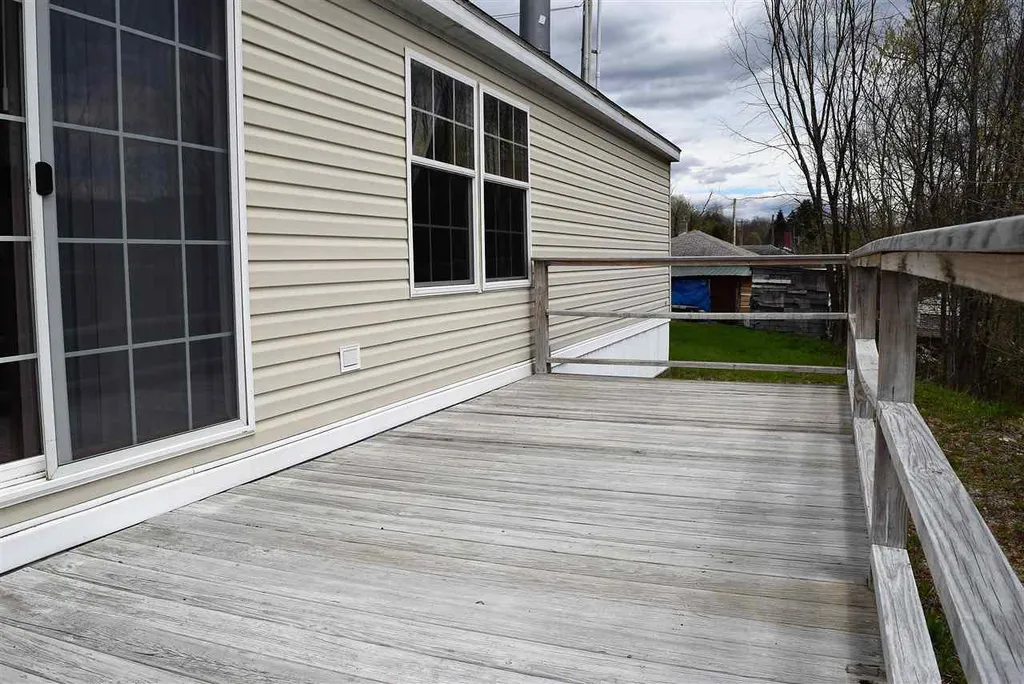 148 Riverside Avenue Lunenburg VT 05906
