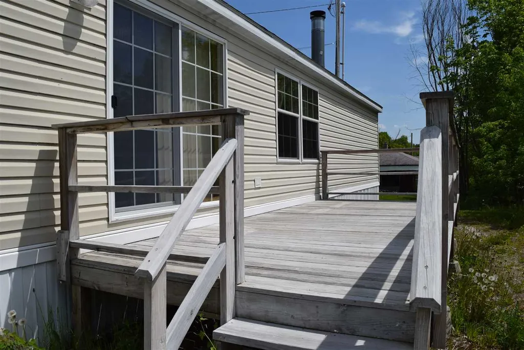 148 Riverside Avenue Lunenburg VT 05906