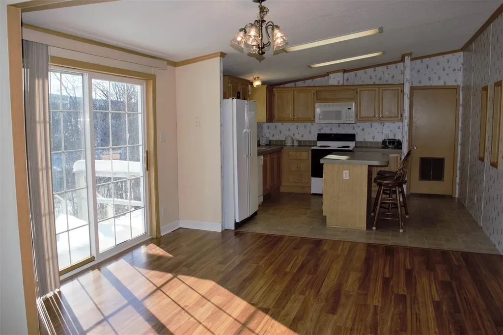 148 Riverside Avenue Lunenburg VT 05906