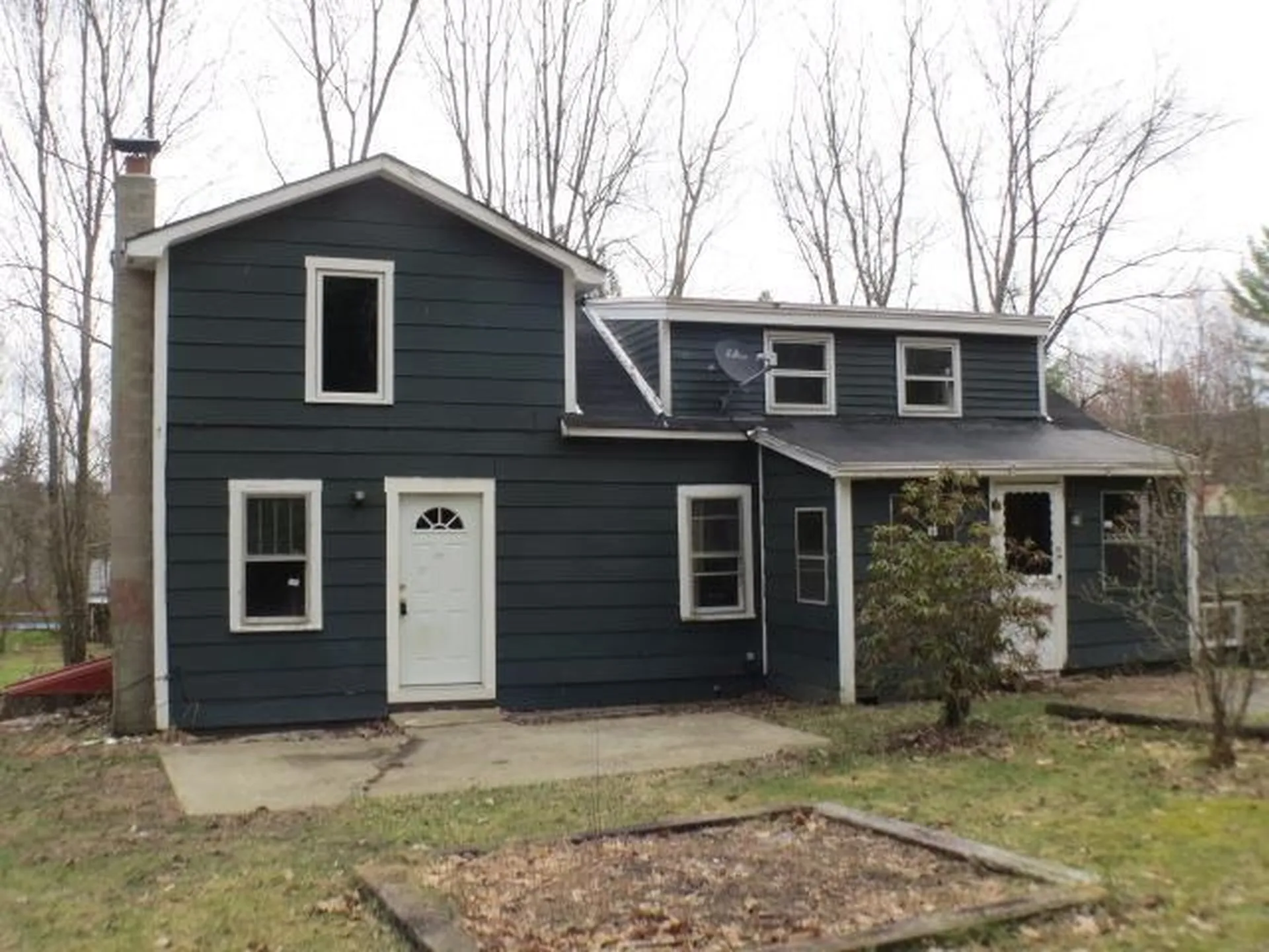 276 Elm Street Claremont NH 03743