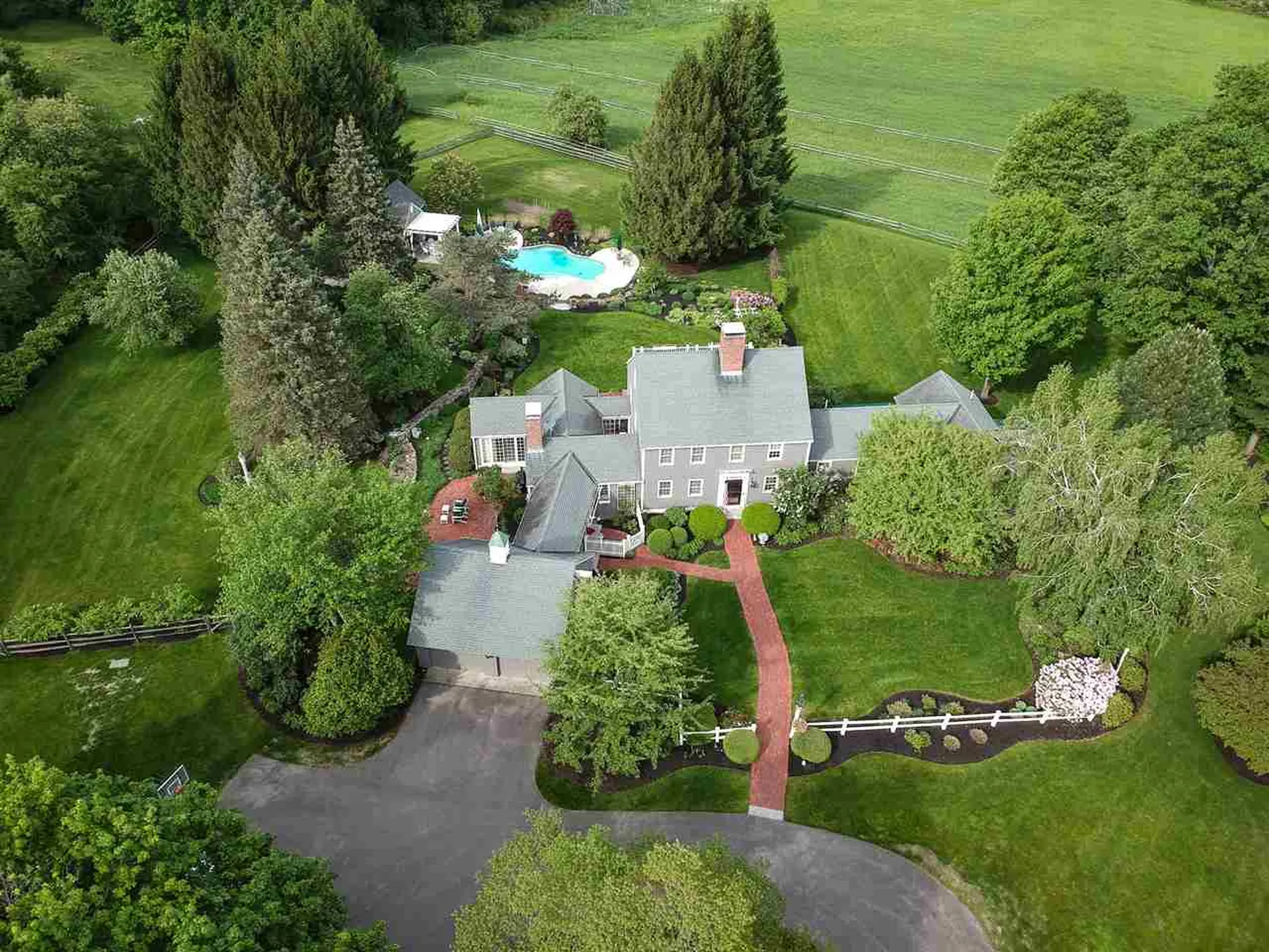 8 Merrill Lane Hollis NH 03049