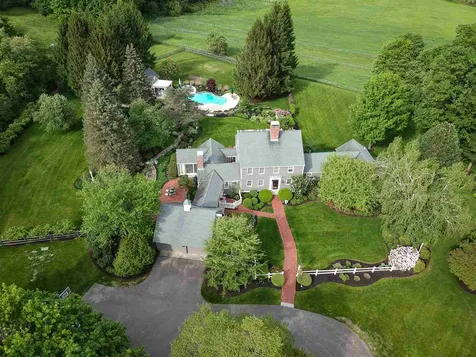8 Merrill Lane Hollis NH 03049