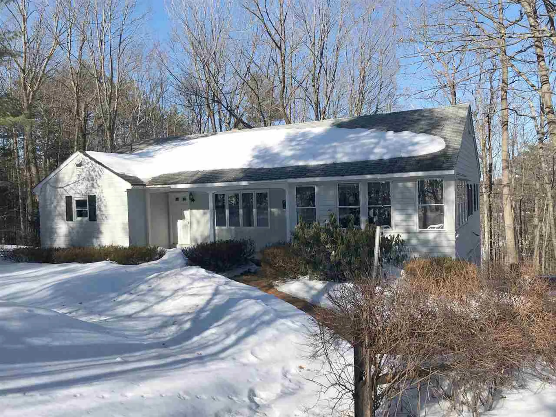 9 Saltmarsh Pond Road Gilford NH 03249