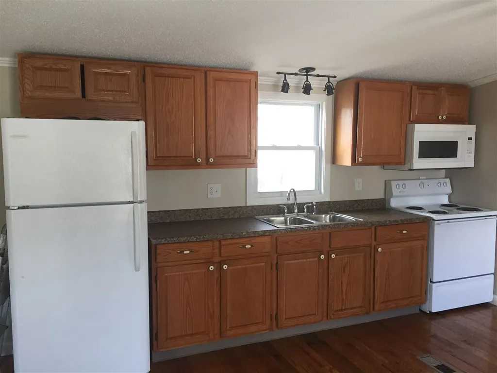 56 Hilton Avenue Exeter NH 03833