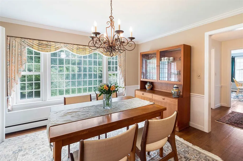 16 Candlewood Drive Amherst NH 03031