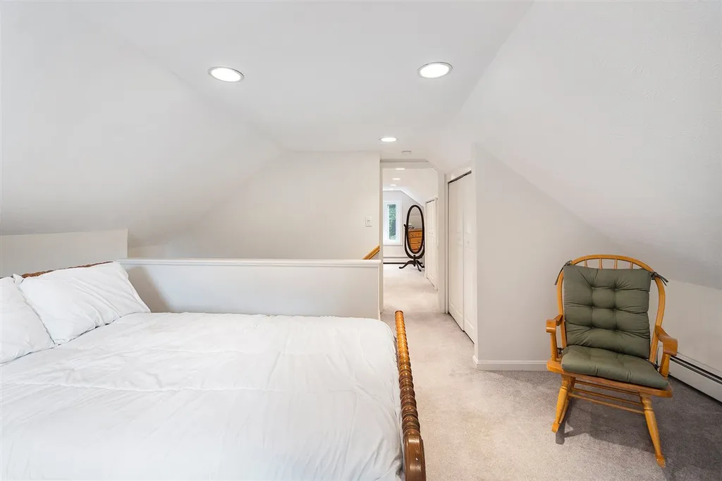 16 Candlewood Drive Amherst NH 03031