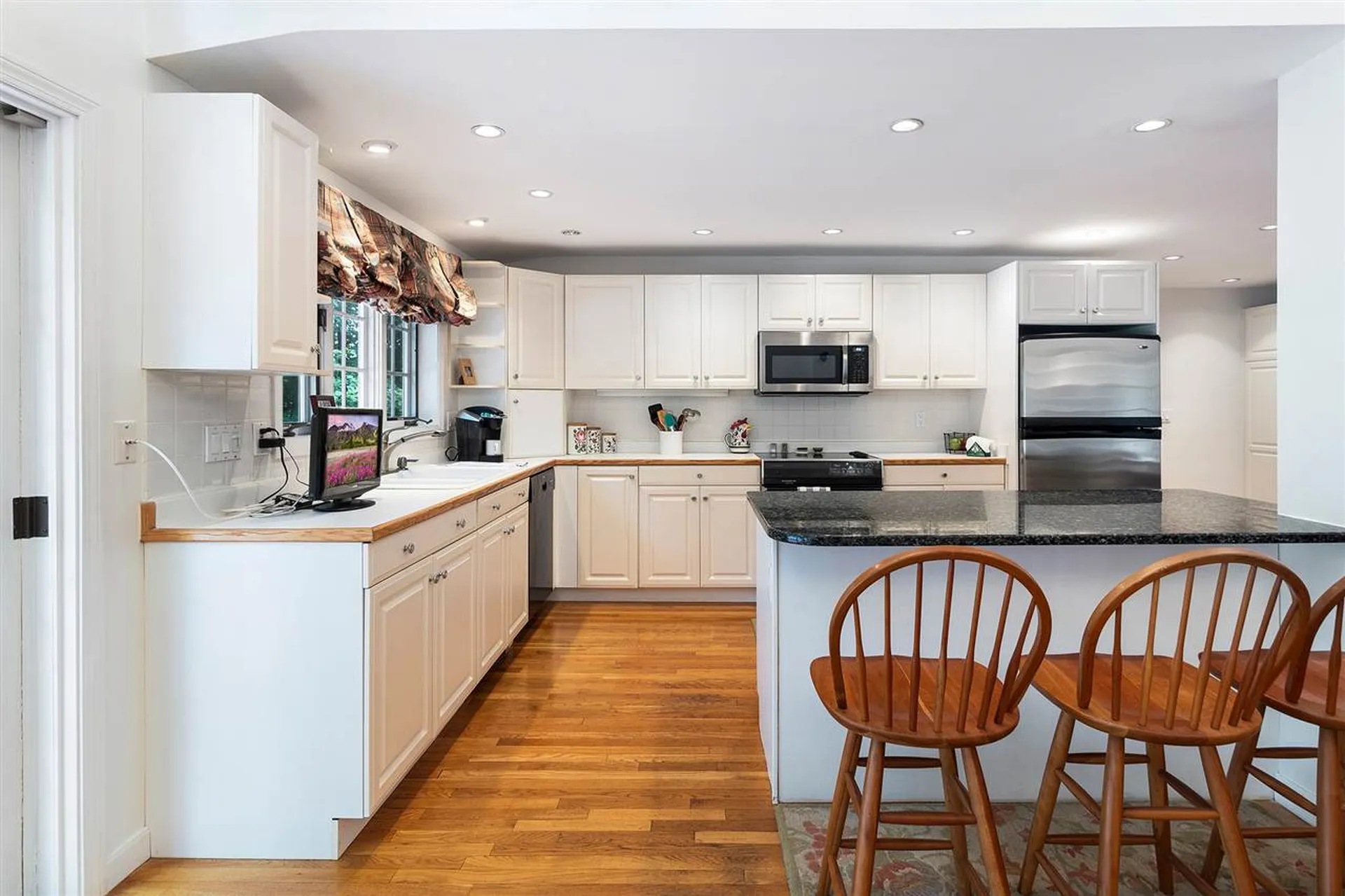 16 Candlewood Drive Amherst NH 03031