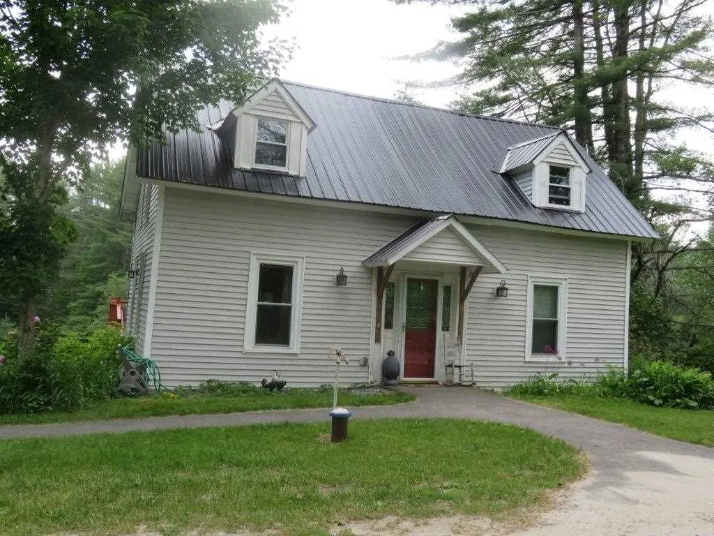 441 Razor Hill Road Grafton NH 03240