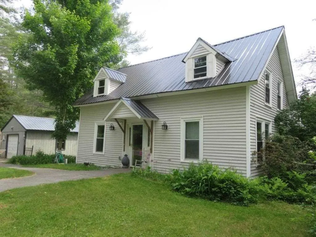 441 Razor Hill Road Grafton NH 03240
