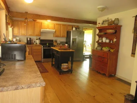 441 Razor Hill Road Grafton NH 03240