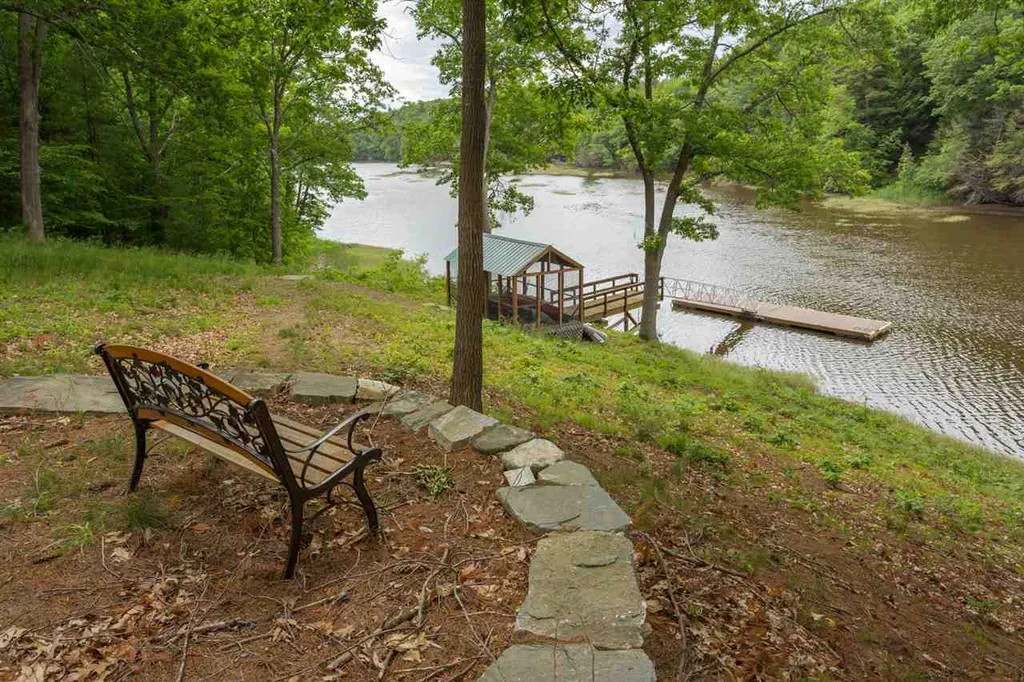 15 Fairway Drive Dover NH 03820