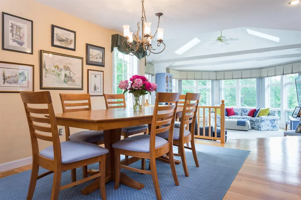 15 Fairway Drive Dover NH 03820