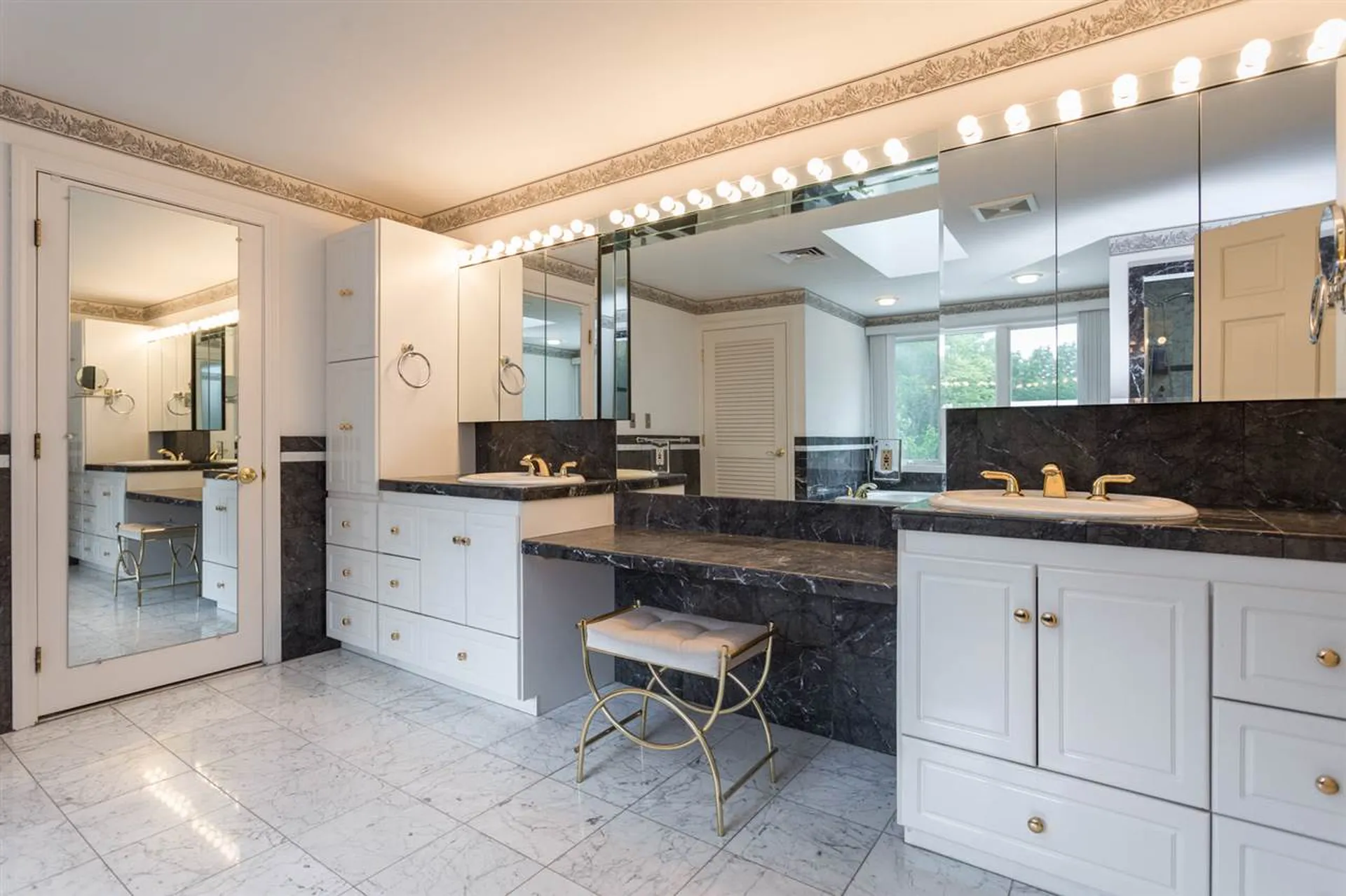 15 Fairway Drive Dover NH 03820