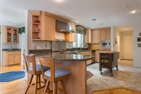 15 Fairway Drive Dover NH 03820