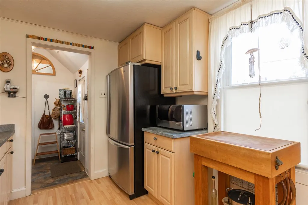 233 Hillside Drive Portsmouth NH 03801