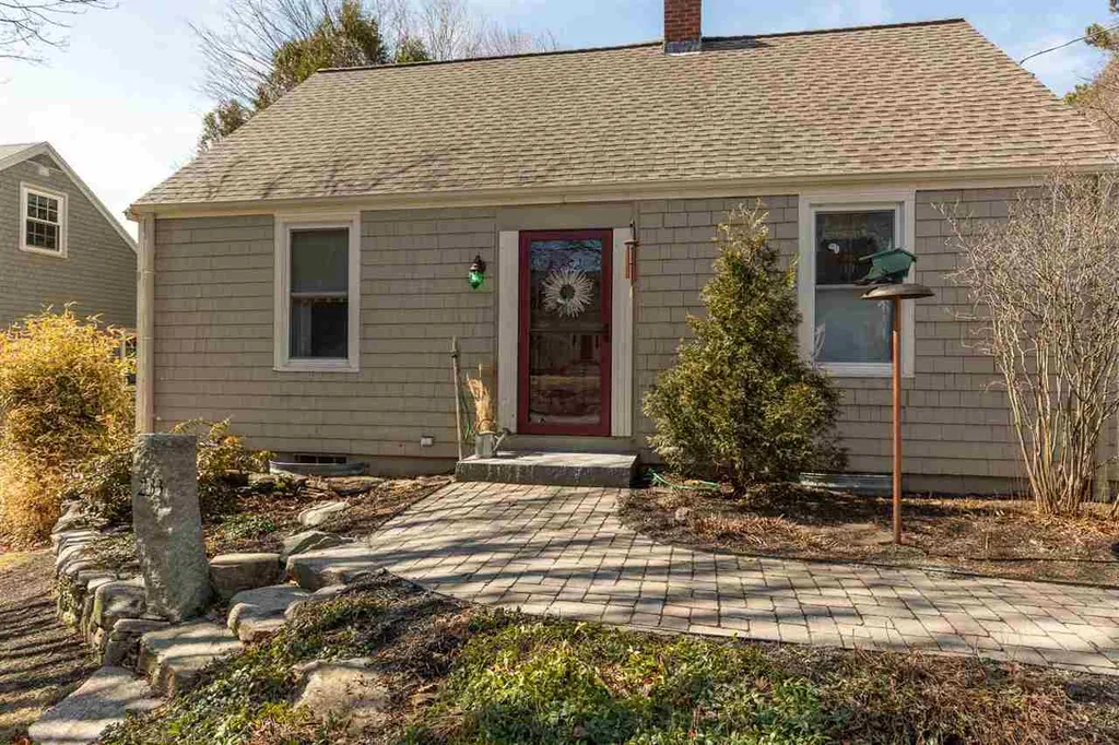 233 Hillside Drive Portsmouth NH 03801