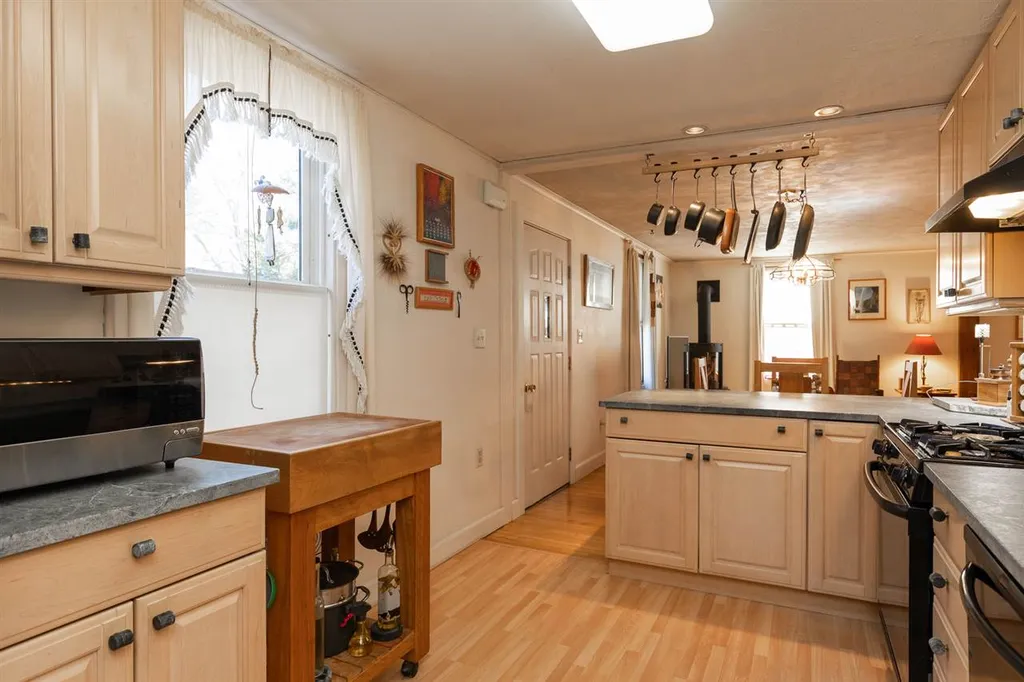 233 Hillside Drive Portsmouth NH 03801
