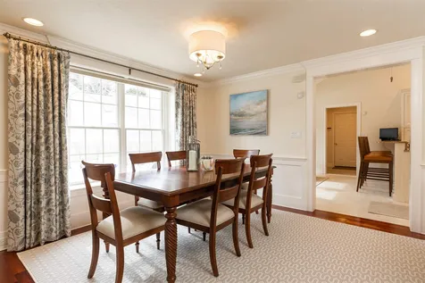12 Old Bay Road New Castle NH 03854