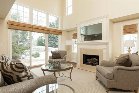 12 Old Bay Road New Castle NH 03854