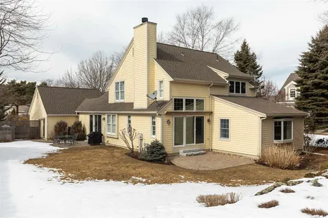 12 Old Bay Road New Castle NH 03854